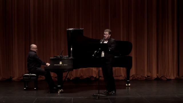 Poulenc: Clarinet Sonata - II смотреть онлайн