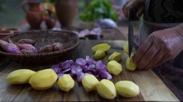 Cooking Carp In Clay Pots, Village Cooking, Relaxing Video