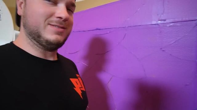 Epic Box Fort Monster Truck Sleepover! 24-Hour Adventure Challenge (Monster Jam) смотреть онлайн