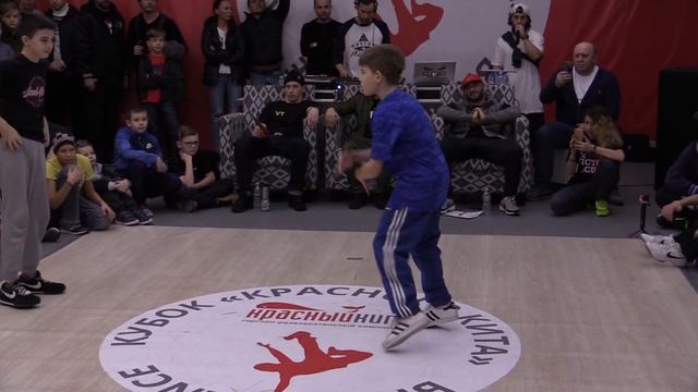 bboy Sheep vs bboy Pankick - Кубок Красного Кита по брейкдансу 20171216 смотреть онлайн