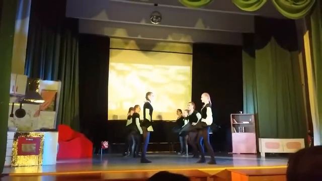 4 часть СОЛЬНИК "Семья" | Ирландский танец смотреть онлайн