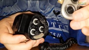 У бритвы Бердск 9 нужно правильно вставлять бреющий блок, показываю как