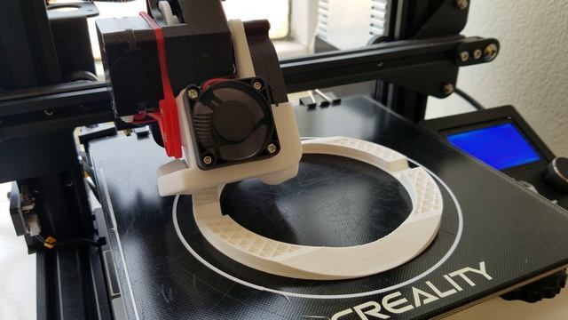 3D Printing a vertical stand for my Macbook Pro смотреть онлайн