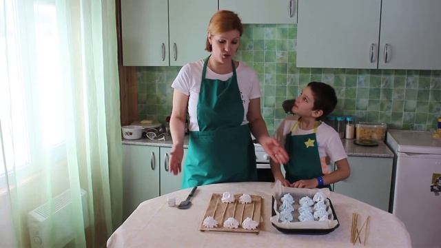 Как приготовить французскую меренгу// Как приготовить оригинальный подарок из французской меренги. смотреть онлайн