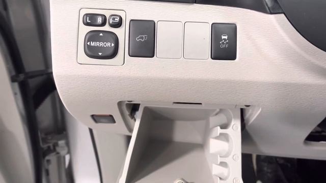 2014 Toyota Venza 4dr Wgn I4 AWD XLE (Natl) 55K MILES, 4CYL 2.7L, AWD, NAVIGATION, BLUETOOTH смотреть онлайн