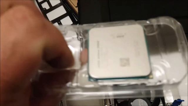 AMD Athlon 200GE unboxing смотреть онлайн