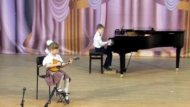 А. Спадавеккиа "Добрый жук"