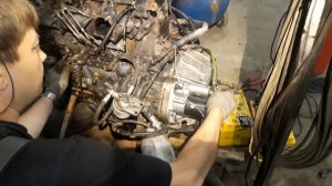 ISUZU, 4 HK1 На механический и тнвд.