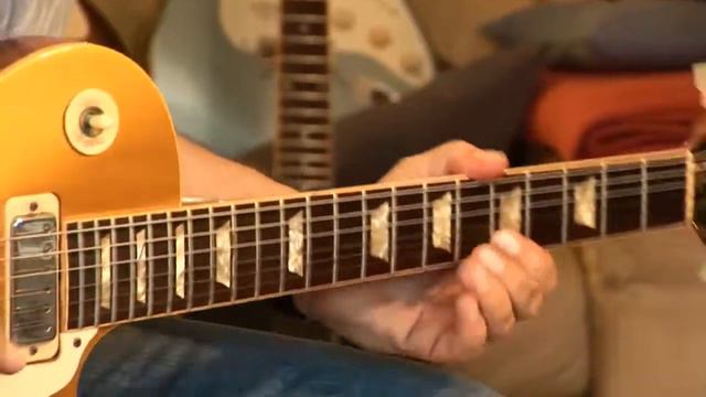 1970's Gibson Les Paul Deluxe, Part2 смотреть онлайн