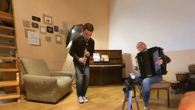 Vladimir Gitin, Irina Serotyuk - Bublichki смотреть онлайн