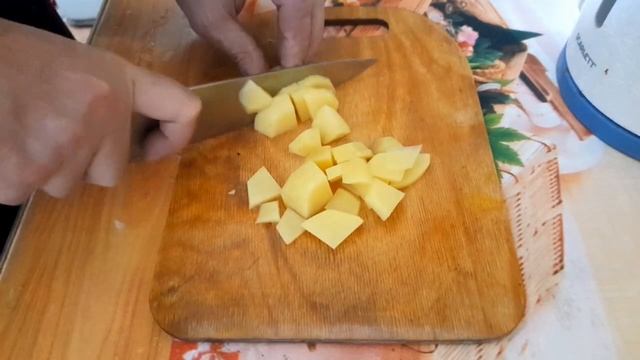 Запеченная рыба с картофелем и луком смотреть онлайн