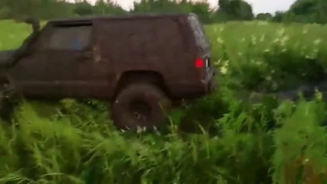 До рыбалки не доехали, из двух луж вылезали около 3х часов смотреть онлайн