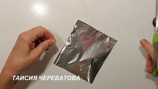 Вы ОФИГЕЕТЕ! Залила ГОРЯЧИМ КЛЕЕМ КУХОННУЮ ФОЛЬГУ и СКРУТИЛА. diy декор дома,ёлки.поделки-Новый год смотреть онлайн