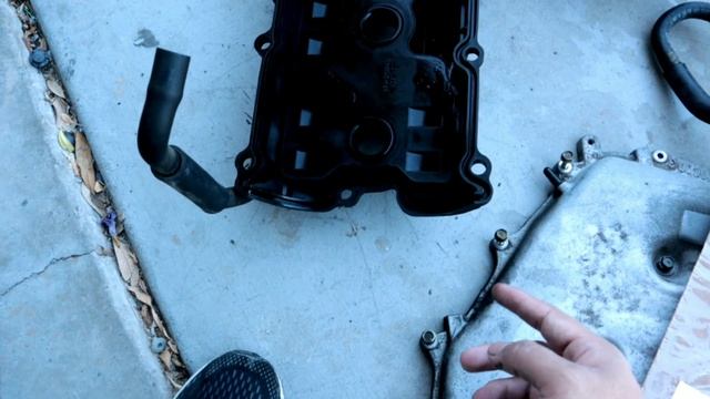 Nissan 350z & Infiniti G35 Valve Cover Gasket Replacement! VQ35DE RWD Engine