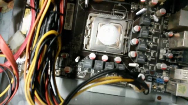Установка XEON 5472 в сокет s775 P5... смотреть онлайн
