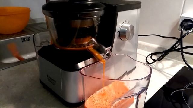 Как выжать морковный сок смотреть онлайн