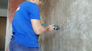 Как просверлить отверстие для подрозетника в бетоне...