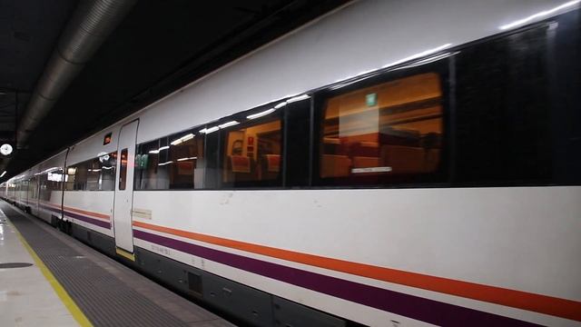 Barcelona; Station Sants (20190517) (3) смотреть онлайн
