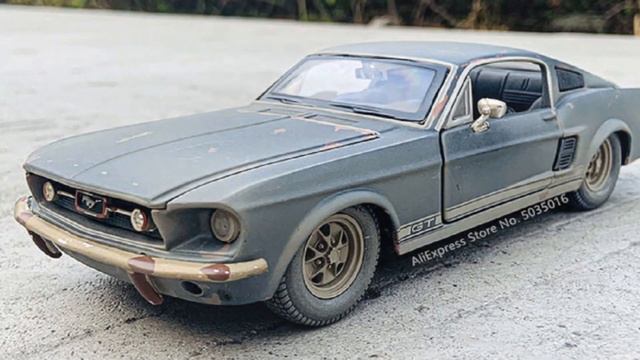 1967 Ford Mustang GT масштабная моделька смотреть онлайн