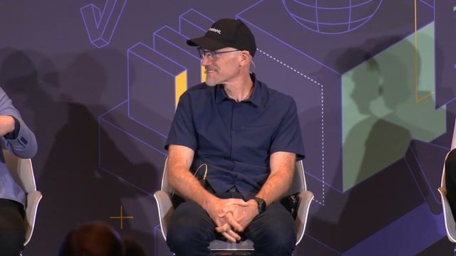 0xAI: The Odd Couple: How Can Blockchain Help AI – AI and Crypto Panel Discussion | SmartCon 2023 смотреть онлайн