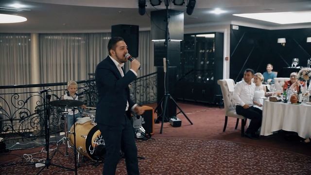 Ведущий Антон Белов. Оренбург т.908-208 смотреть онлайн