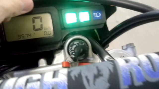 Kawasaki KLX250 1999г. Номер рамы: LX250E-024562 Есть в аукционной статистике. смотреть онлайн