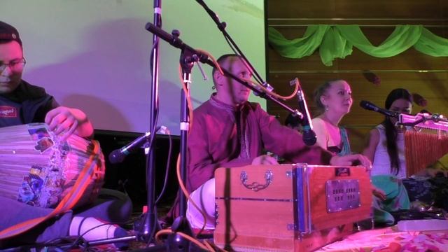 Фестиваль мантровой музыки и йоги "AVATAR FEST" РАНГАНАТХ (бхаджаны). Екатеринбург, 8.10.2016 смотреть онлайн