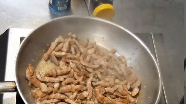 Свинина с овощами в кисло-сладком имбирном соусе смотреть онлайн