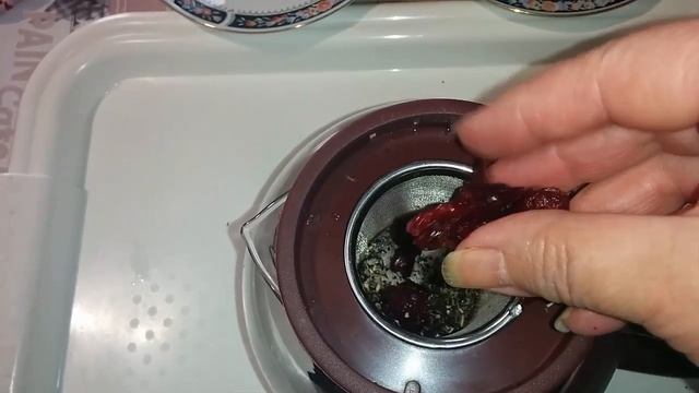 Три полезных чая смотреть онлайн