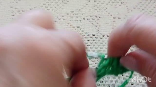 Красивый и совсем не сложный узор спицами. смотреть онлайн