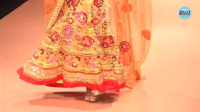 Bhairavi Jaikishan - LFW Summer/Resort 2012 смотреть онлайн
