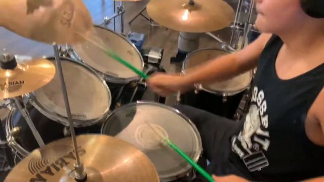 Smells like teen spirit - Nirvana | Drum Cover | ONE ill Kid смотреть онлайн