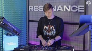 3 ГЛАВНЫХ СПОСОБА СВЕДЕНИЯ РАЗНЫХ ЖАНРОВ В ДИДЖЕИНГЕ