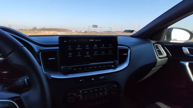 Kia XCeed - bardzo komfortowa, trochę tańsza i dosyć ciasna смотреть онлайн