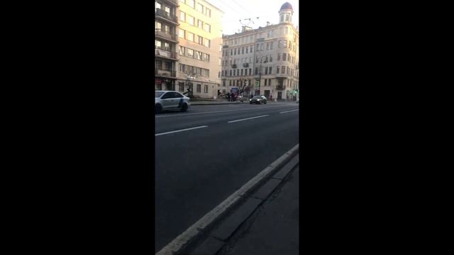 Показали Артёму наш ЛИТМО / Покатушки на самокатах (октябрь 2021) смотреть онлайн