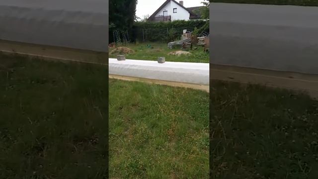 Строительство навеса для автомобиля. Начало