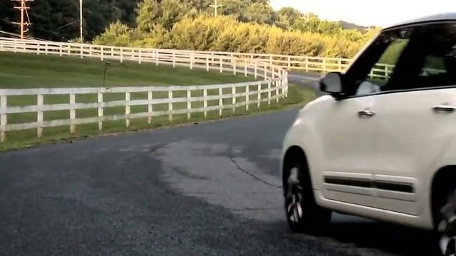 2017 Fiat 500L US spec Look Awesome смотреть онлайн