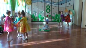 Подготовительная группа танец Бабочки