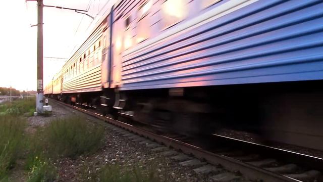 ТЭП70-0248 с поездом Санкт-Петербург — Гродно смотреть онлайн
