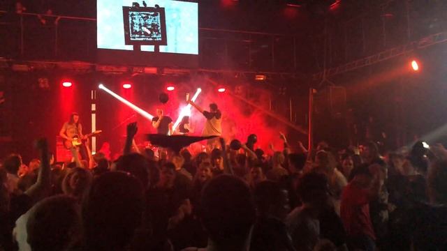 Пионерлагерь Пыльная Радуга - Соседка(1) 28.04.2018 Brooklyn hall смотреть онлайн