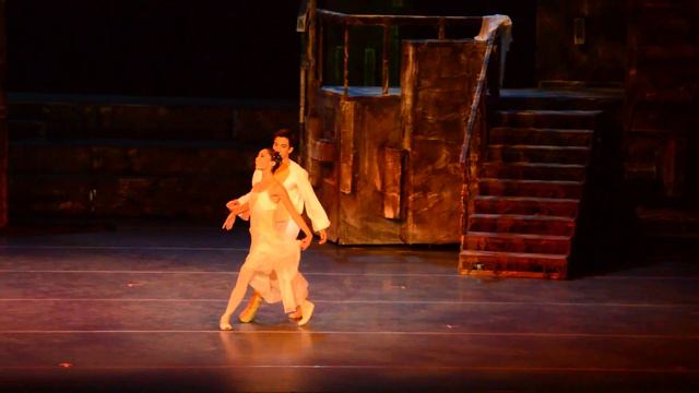 Romeo y Julieta Pas de Deux "Balcon" Norman Barrios смотреть онлайн
