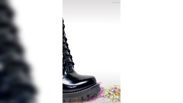 ASMR foot crushing TIK TOK | ? shoes compilation | АСМР давлю ногой, хруст | ТИК ТОК смотреть онлайн