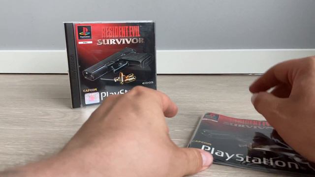 Resident Evil Survivor Unboxing ASMR - PlayStation 1 смотреть онлайн