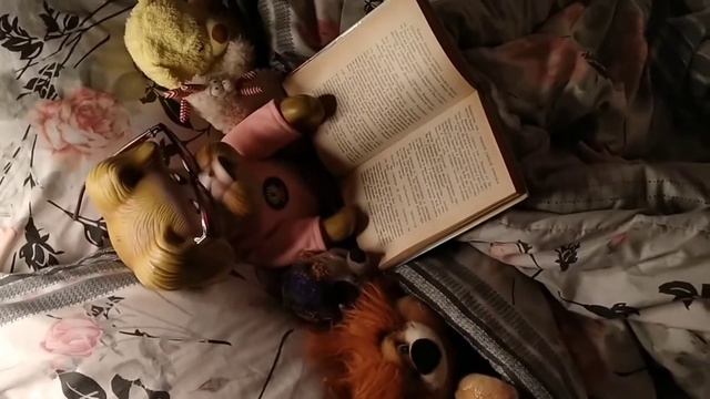 "Сказки на ночь" Папа, мама, бабушка, восемь детей и грузовик (Глава 5 Бабушка едет домой) смотреть онлайн