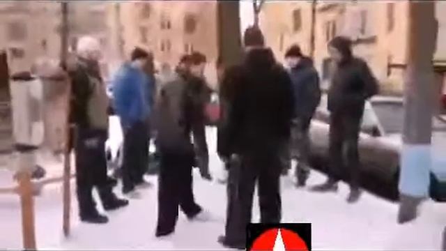 Особенности уличной драки зимой смотреть онлайн