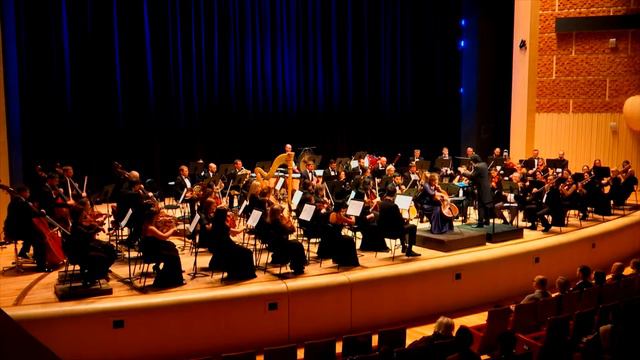 A.Dvorak Cello concerto 1mov. Elizaveta Sushchenko/Darrell Ang смотреть онлайн