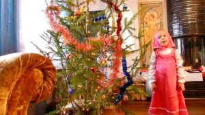 Новогоднее стихотворение в костюме Маши!
