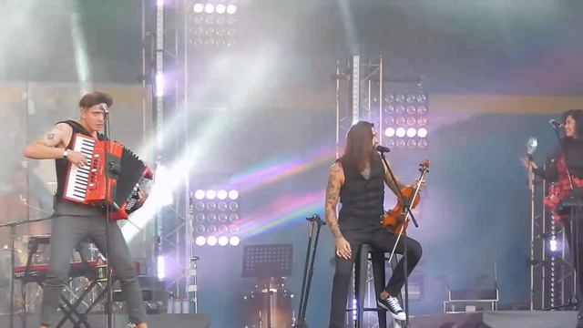 THE HATTERS - Сильная женщина 11/07/21 UEFA FESTIVAL СПб смотреть онлайн