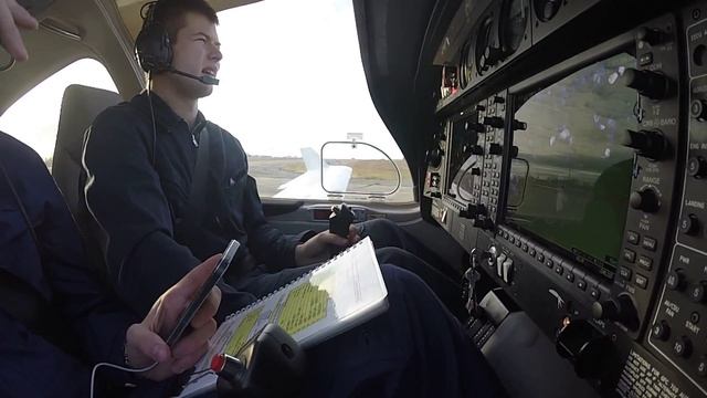 Мой первый самостоятельный полет Da-40NG смотреть онлайн