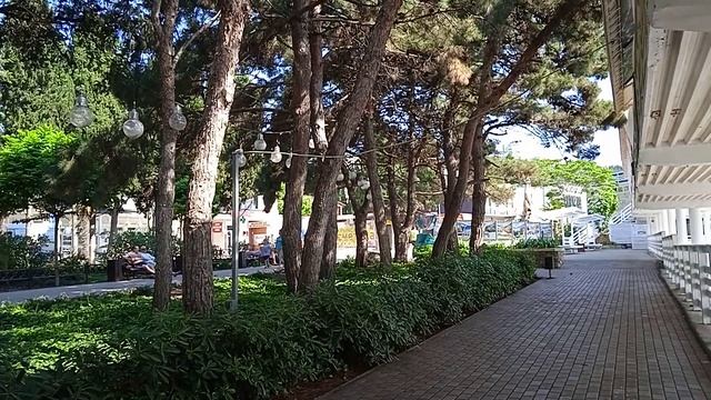 Крым 2023.Сезон!!! ???/Алушта/Какова обстановка на набережной Профессорского? Что на пляжах? ? смотреть онлайн